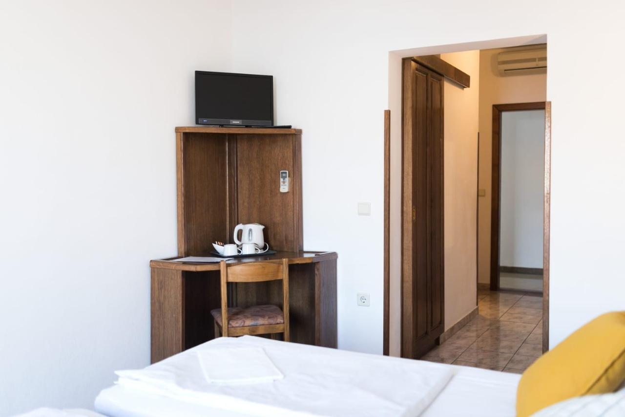 Mb Bed&Breakfast พาก ภายนอก รูปภาพ