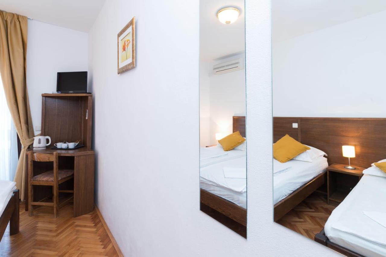 Mb Bed&Breakfast พาก ภายนอก รูปภาพ