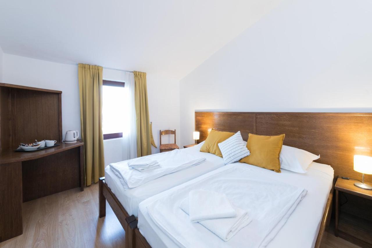 Mb Bed&Breakfast พาก ภายนอก รูปภาพ